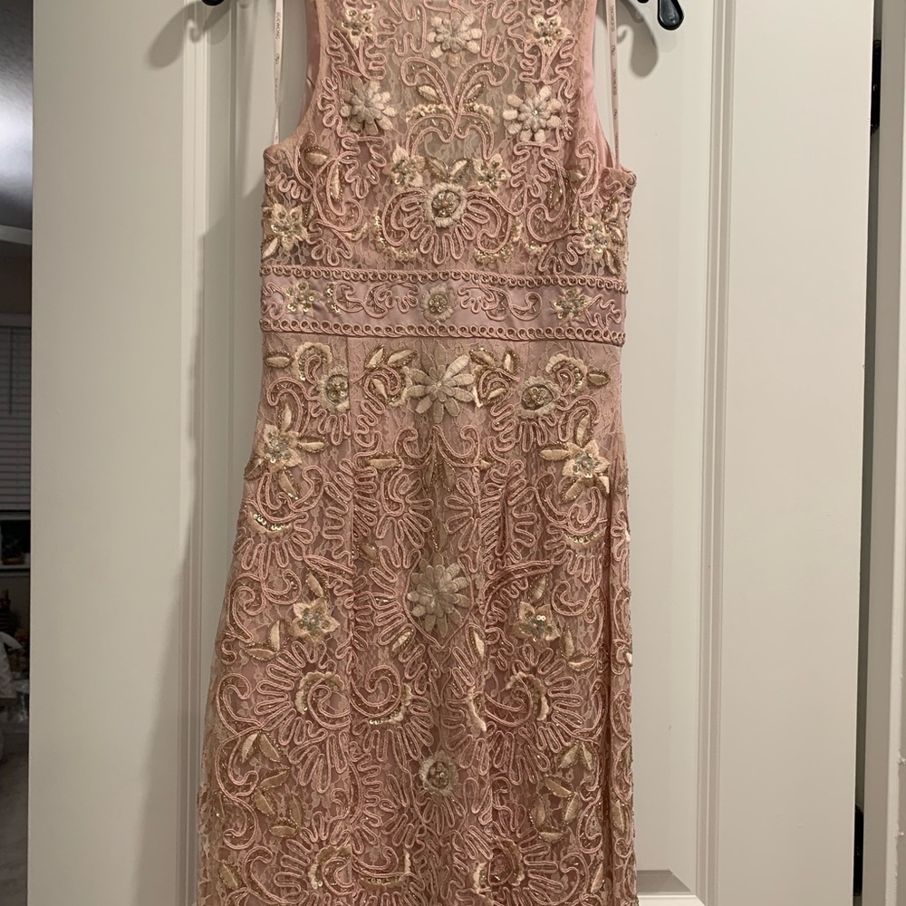 Sue Wong, midi length, size 4. Rose-colored neutral lace.